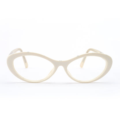 #color_milky ivory white
